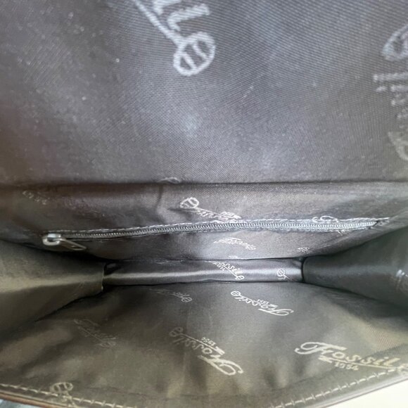 Fossil Women’s Brown Leather Flap Closure Adjustable Strap Crossbody Bag - Picture 11 of 14